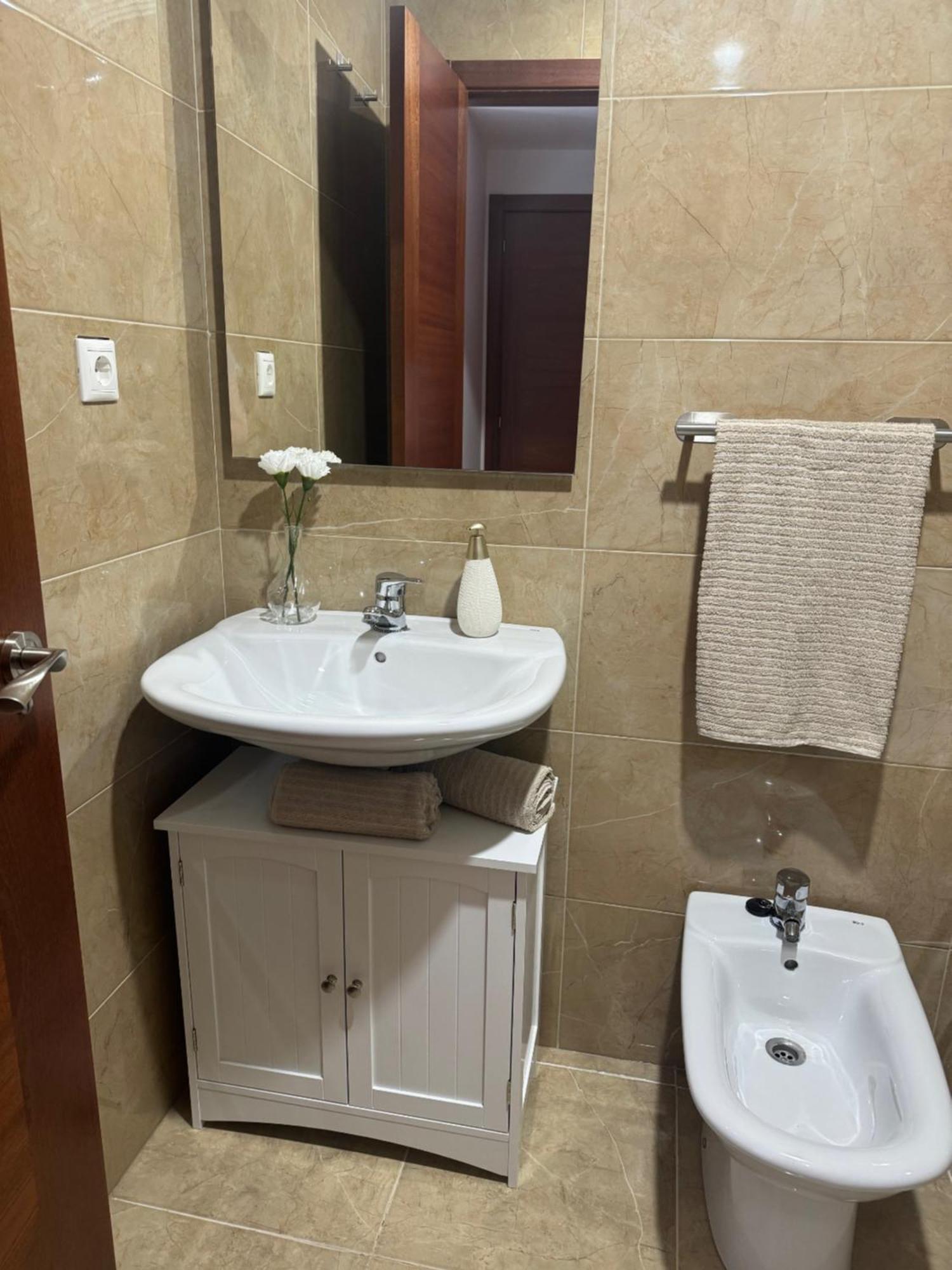 Apartamento En Gijon Con Garaje Y Wifi Zewnętrze zdjęcie